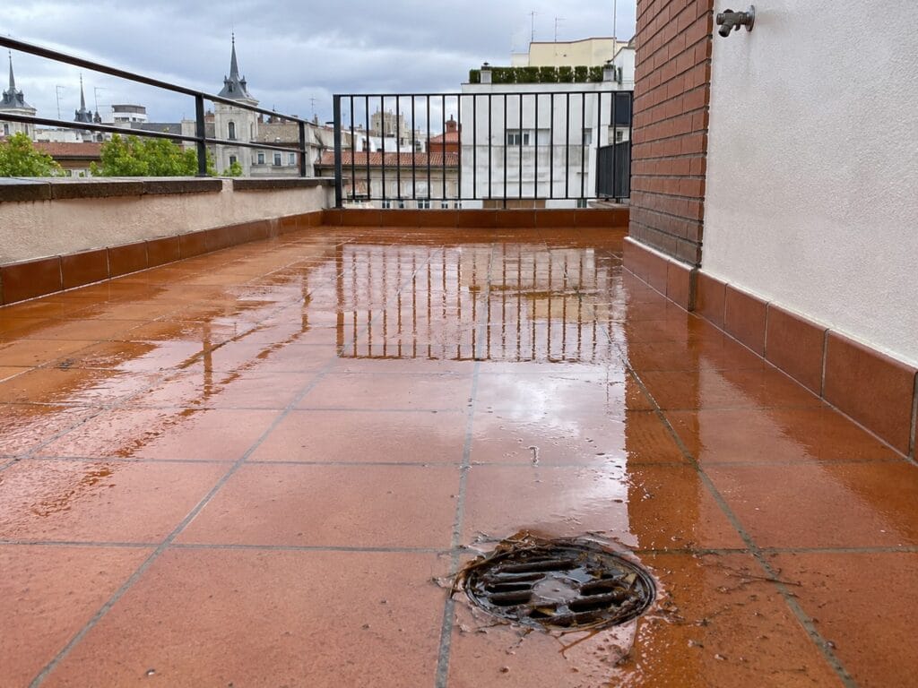 filtraciones de agua en terrazas de madrid